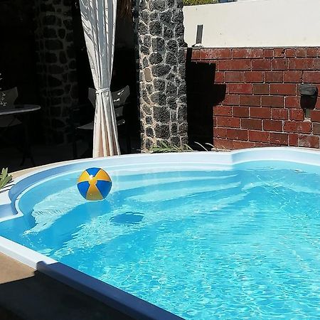 5Bedroom Villa In Perissa Beach Eksteriør bilde