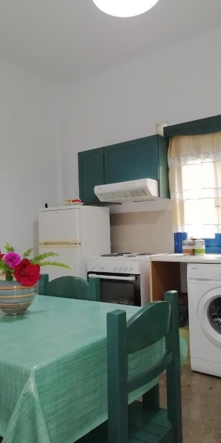 5Bedroom Villa In Perissa Beach Eksteriør bilde