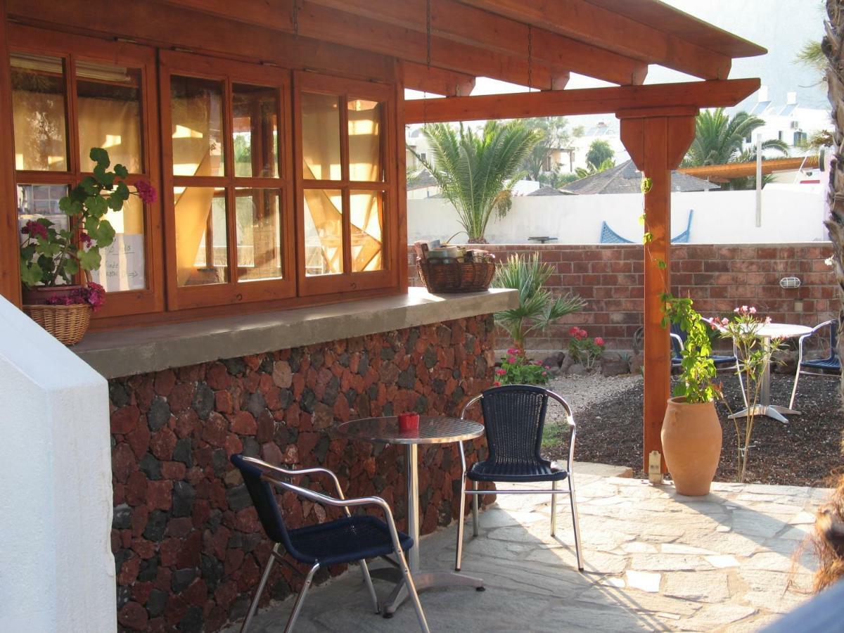 5Bedroom Villa In Perissa Beach Eksteriør bilde