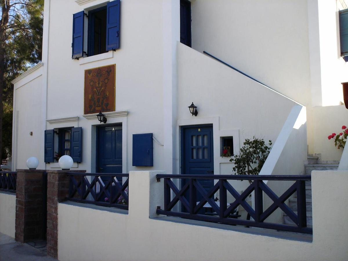 5Bedroom Villa In Perissa Beach Eksteriør bilde